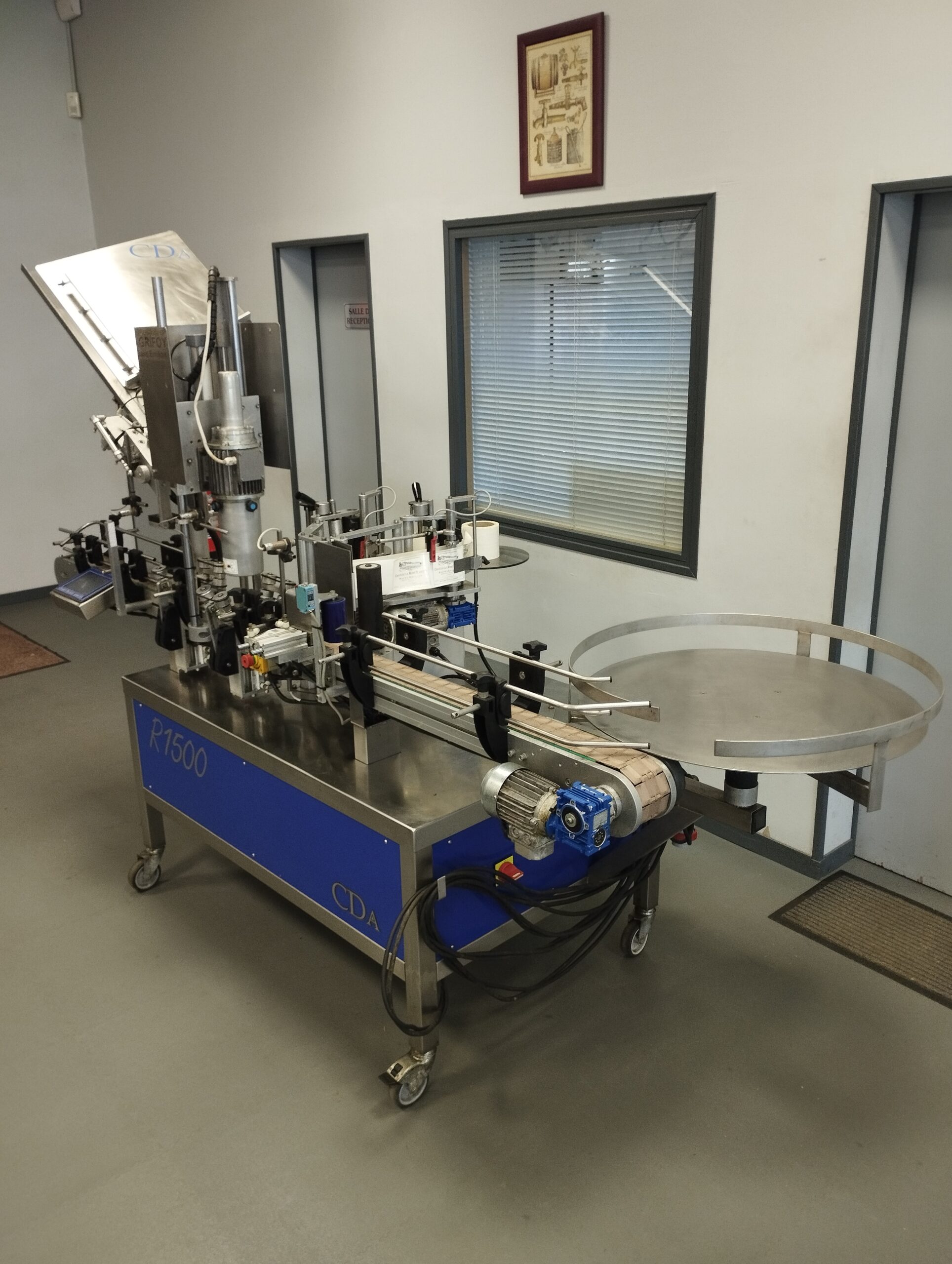 Étiqueteuse adhésive CDA R1500 + scotcheuse SIAT d'occasion – Image 2